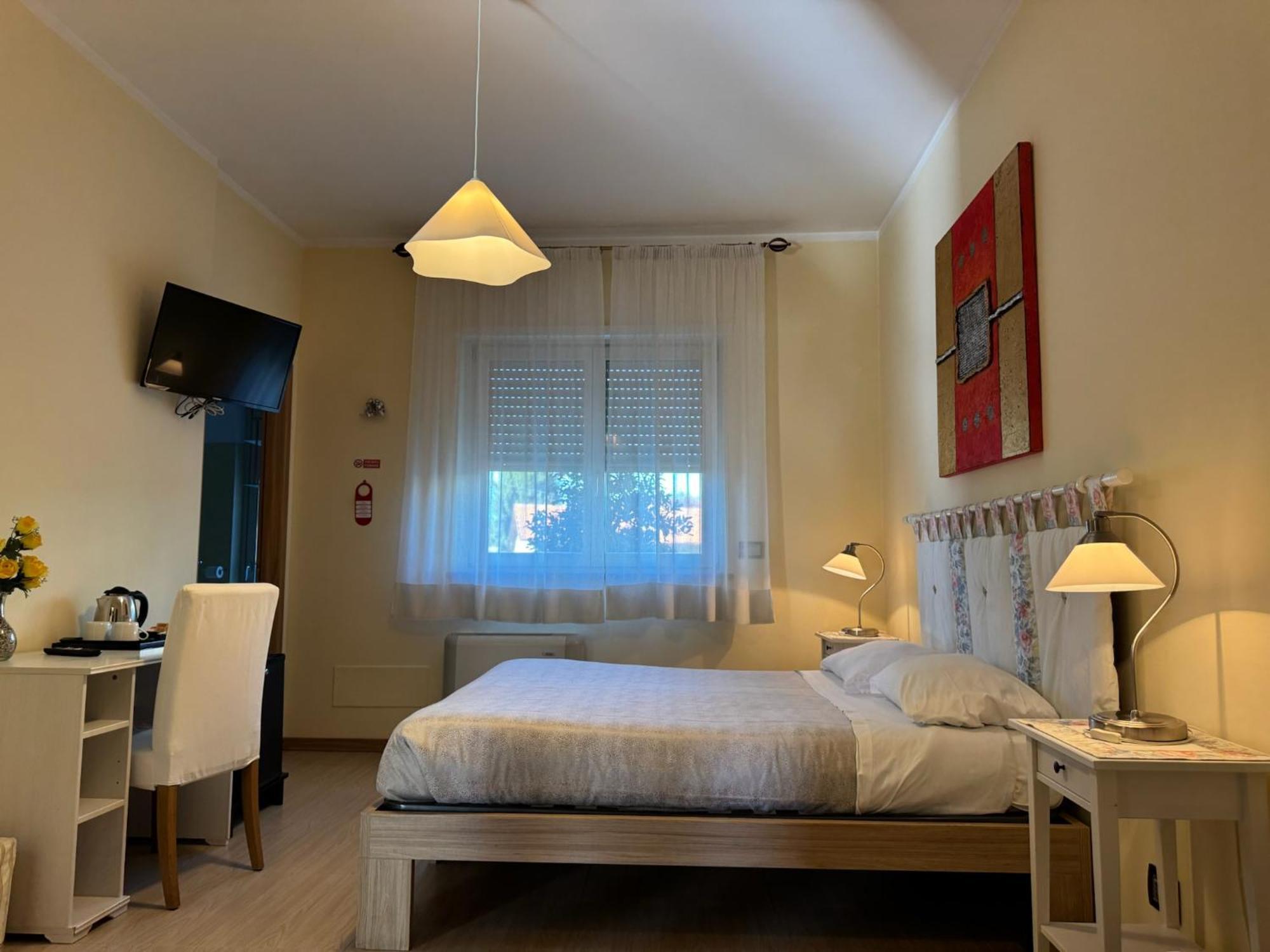 B&B Eremes Cuneo Eksteriør billede